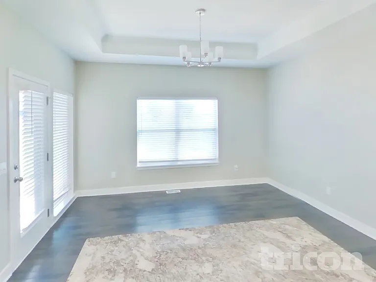 11235 N Bristol Ave — Photo 4