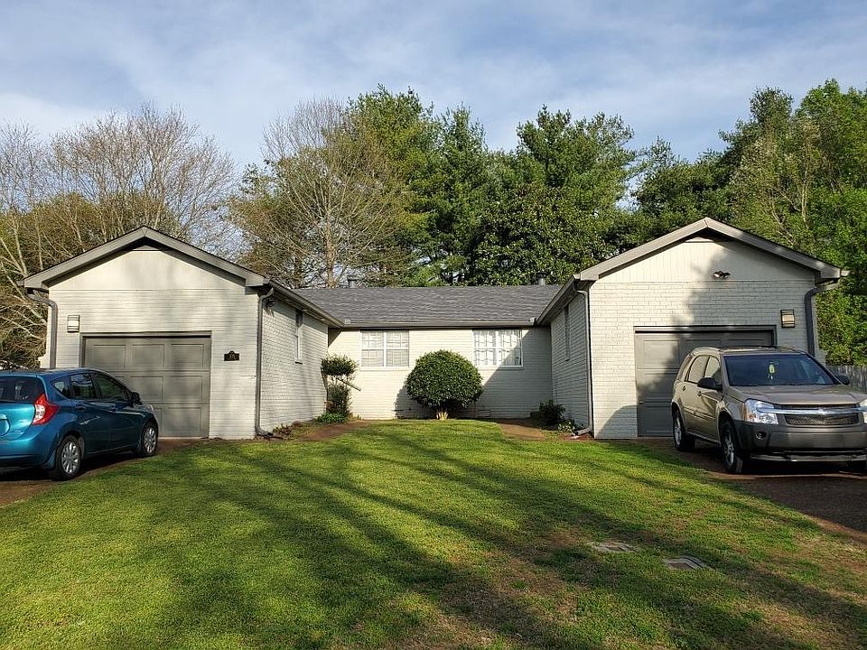 1st image of 705 Castle Dr Unit B