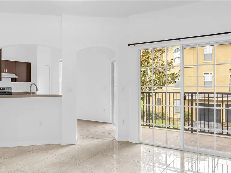122 Vista Verdi Cir #232 — Photo 8