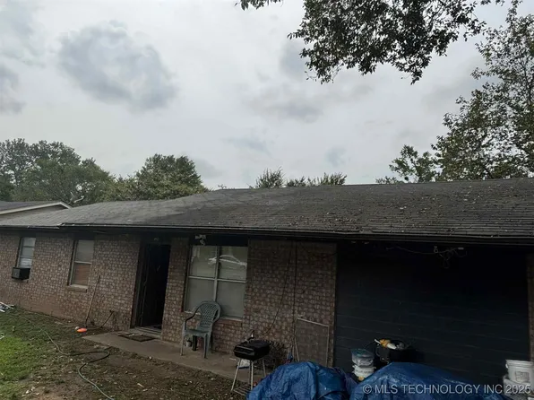 320 E Cloud St, Bristow, OK 74010