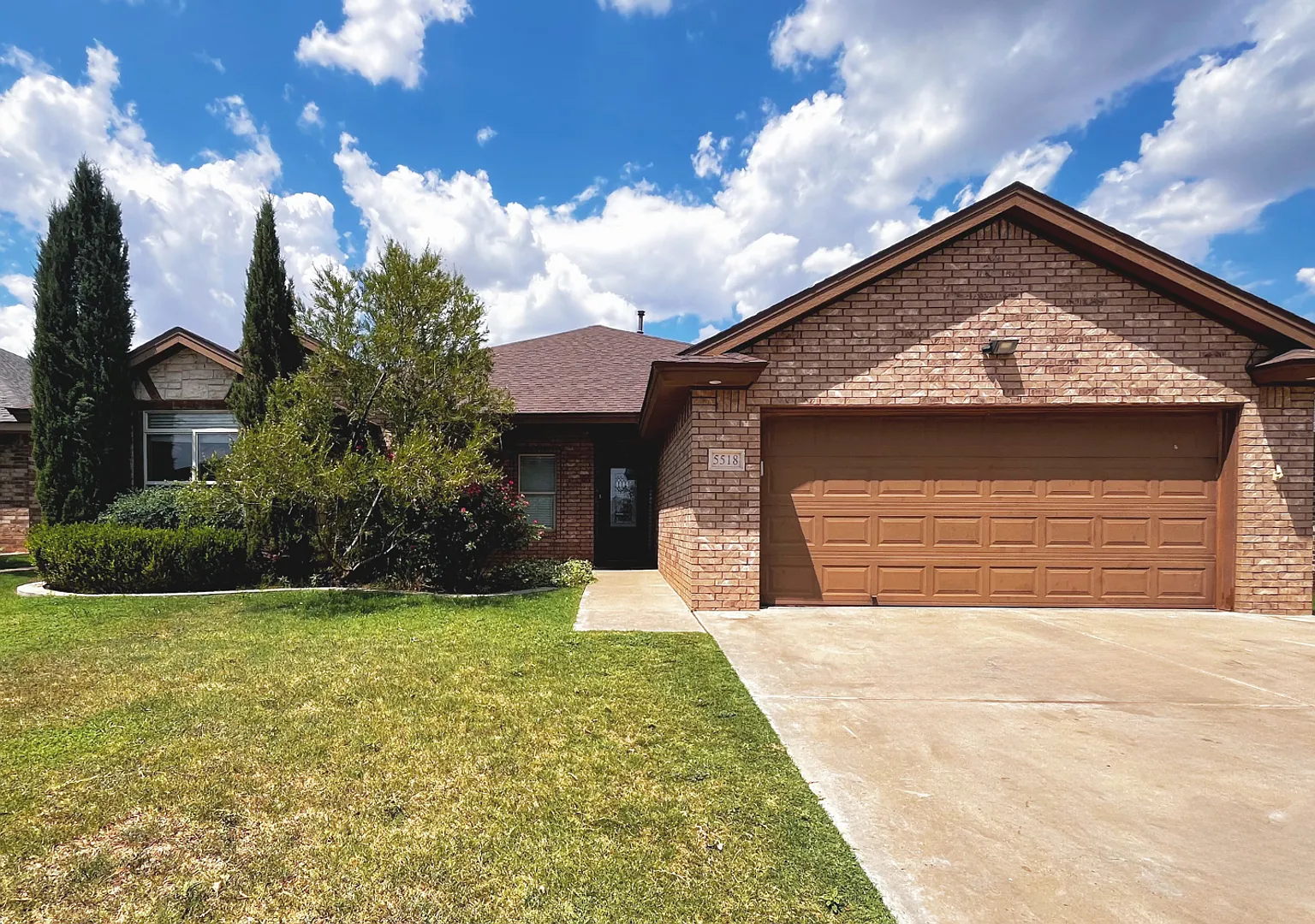 Gorgeous Luxury 4/2/2 with Basement in Cooper ISD! — Photo 1