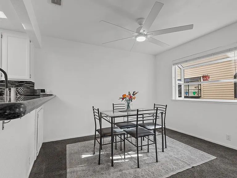 2280 Hurley Way #14 — Photo 3