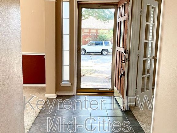 2nd image of 8702 Saddlehorn Dr