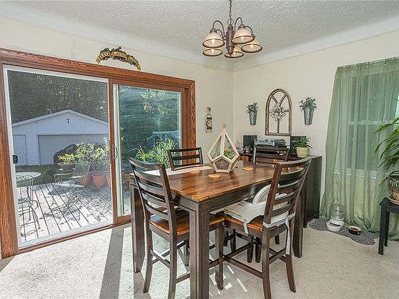 4th image of 11137 W 130th St