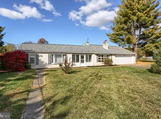 950 W Trindle Rd, Mechanicsburg, PA 17055