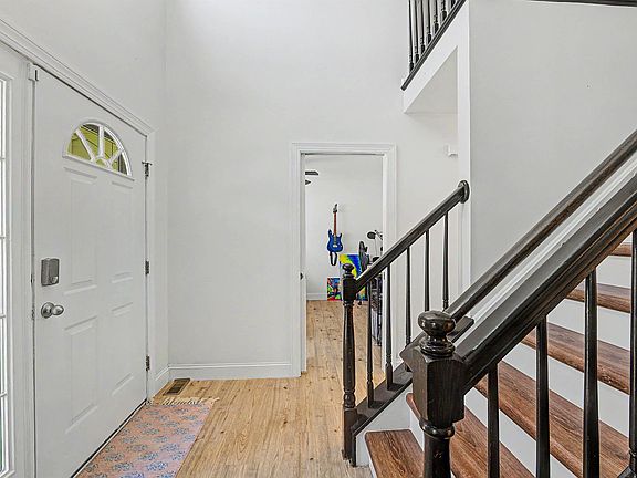 4th image of 116 Bonita Dr