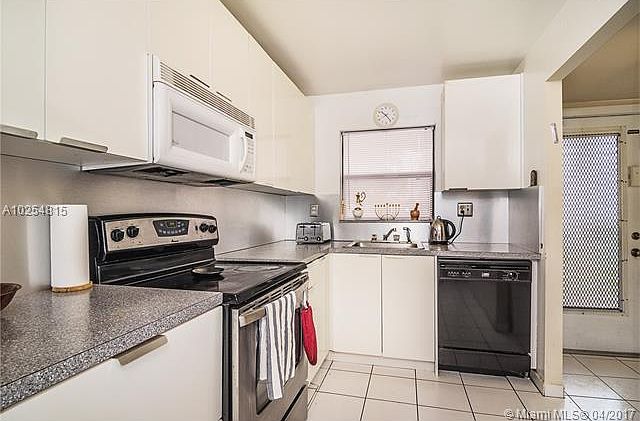 1st image of 10100 NW 30th Ct APT 111