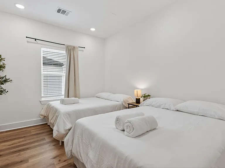 4609 Bricker St #C — Photo 15