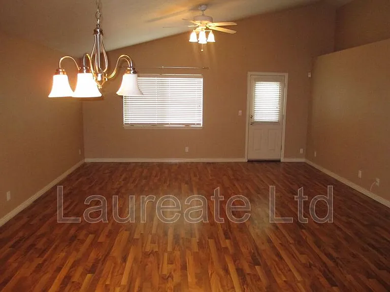 3659 Rawhide Cir — Photo 4