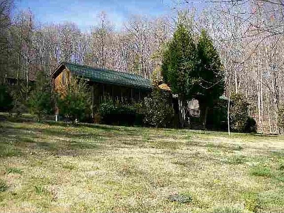 Exterior 3
