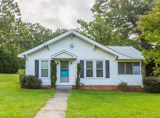 234 Hammock Farm Rd, Winston Salem, NC 27105