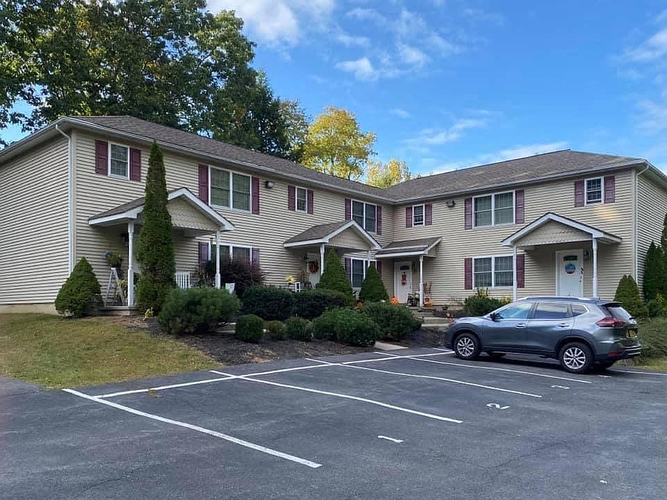 1st image of 913 South St #3