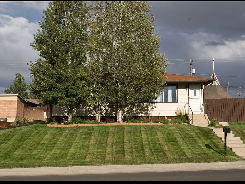 1223 McKinley 