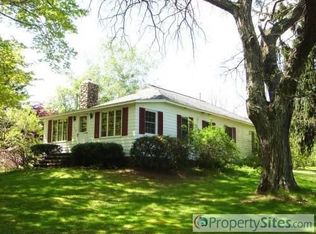 164 Haynes Hill Rd, Brimfield, MA 01010