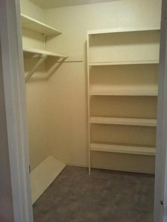 3 bed, 1700 sqft, $2,100 — Photo 3