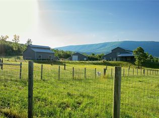 445 E Valley Rd NE, Rydal, GA 30171