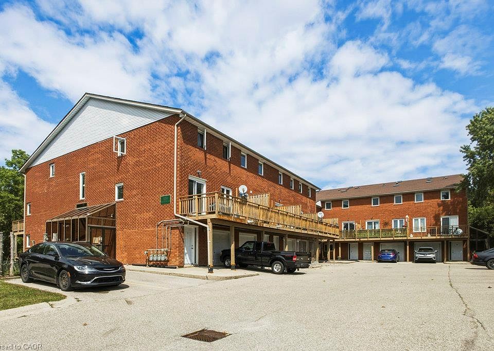 1st image of 100 Inkerman St #2