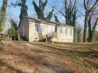 6411 Sweetbriar Dr SW, Mableton, GA 30126