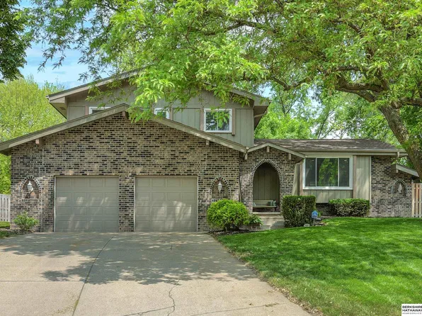 421 S 154th St, Omaha, NE 68154