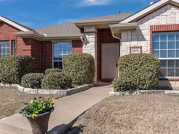 3rd image of 2870 Avery Dr