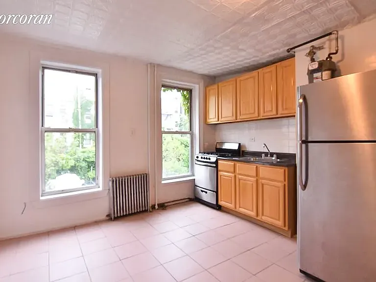 16 Tiffany Pl #2L — Photo 5