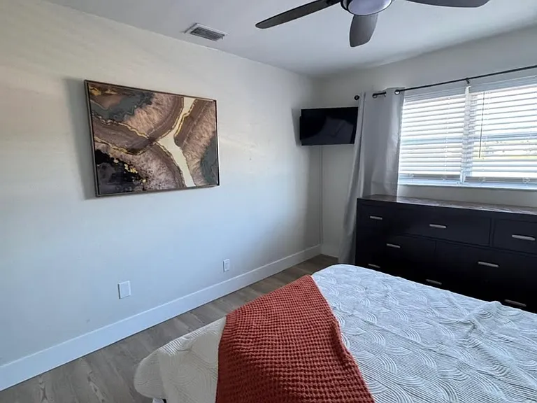 2948 Catherine Dr — Photo 19