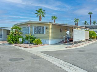 114 Oasis Dr N, Cathedral City, CA 92234