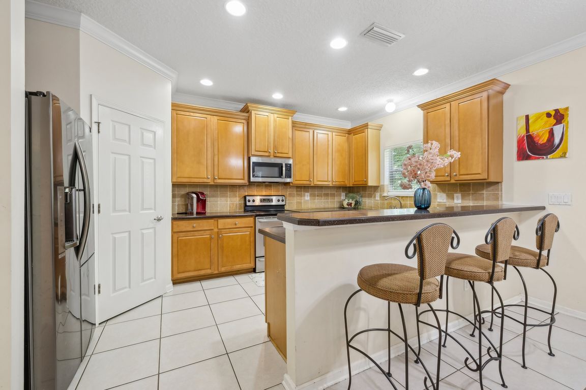 next background image