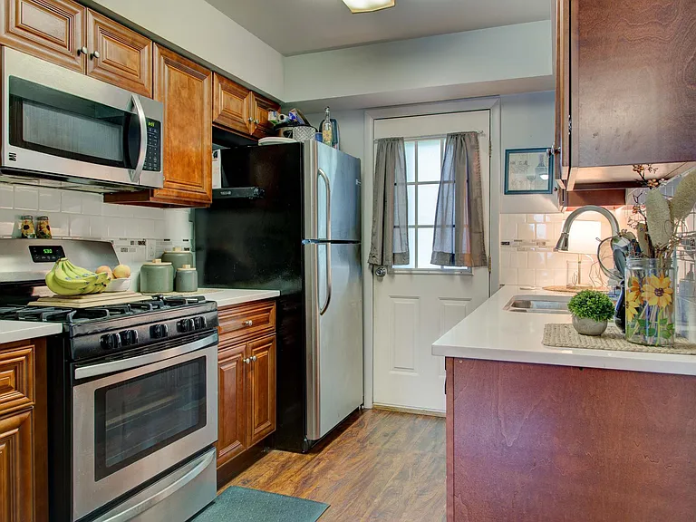 2110 Laporte Ave — Photo 11