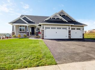 19965 Henley Ln, Lakeville, MN 55044