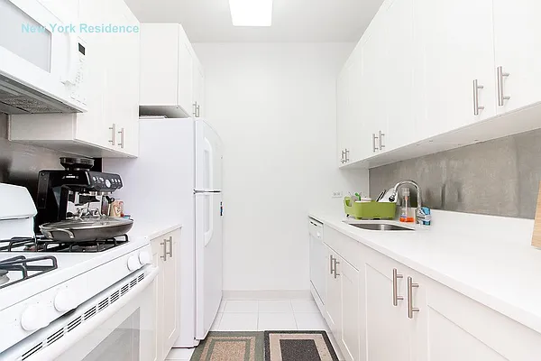 Rented by New York Residence | media 21