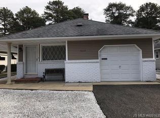 1649 Yorktowne Blvd, Toms River, NJ 08753
