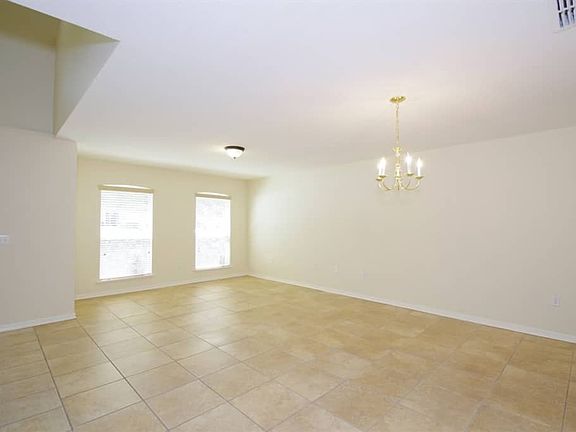 5th image of 3239 Park Branch Ave