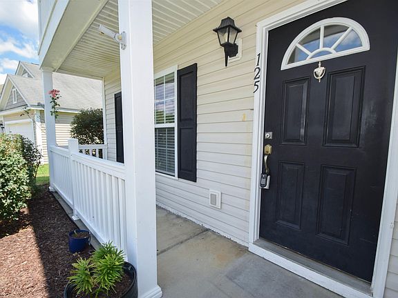 3rd image of 125 Baltic Ct