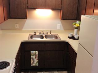 10890 Highland Rd APT 5, White Lake, MI 48386