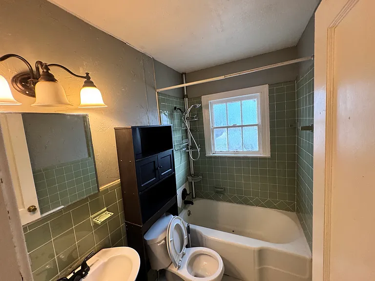 601 Laurel Dr — Photo 8