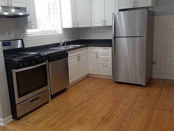 2nd image of 4900 N Seeley Ave #2