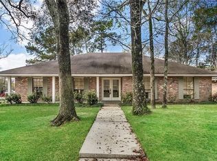 301 W Queensbury Dr, Slidell, LA 70461