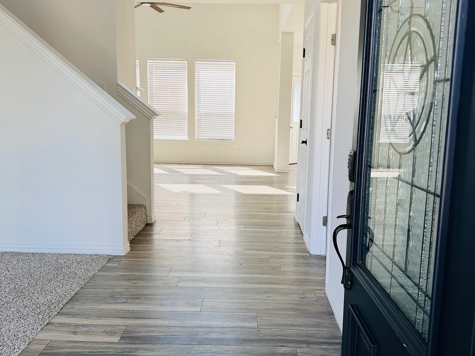 4 bed, 2728 sqft, $2,690 — Photo 4