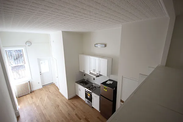 Rented by Nooklyn NYC LLC | media 23