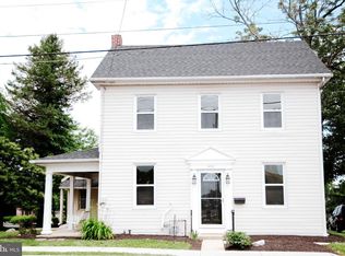 5026 Locust Ln, Harrisburg, PA 17109