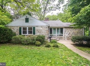 7914 Ivy Ln, Elkins Park, PA 19027