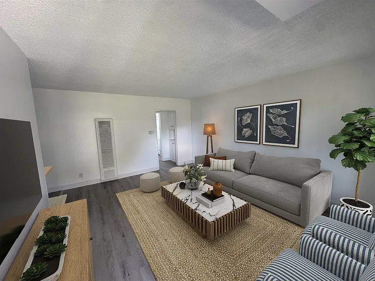 8619 Belford Ave #14 — Photo 1