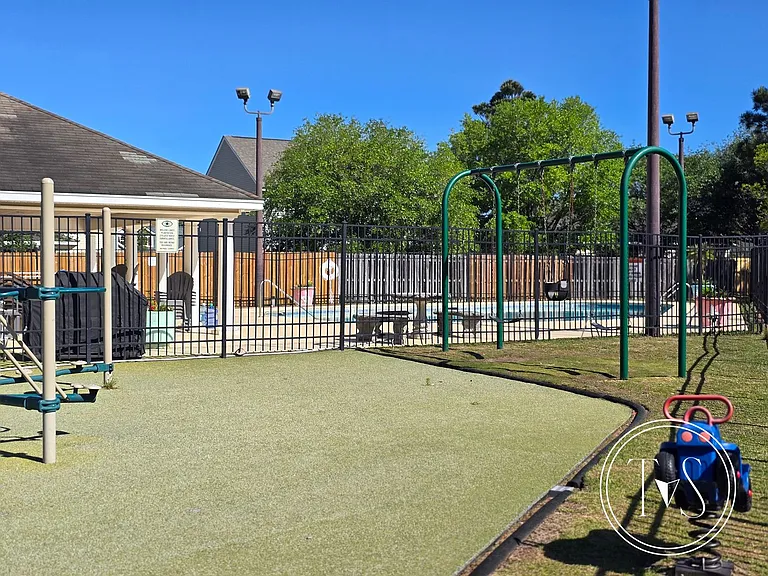 139 Wax Myrtle Ct — Photo 28