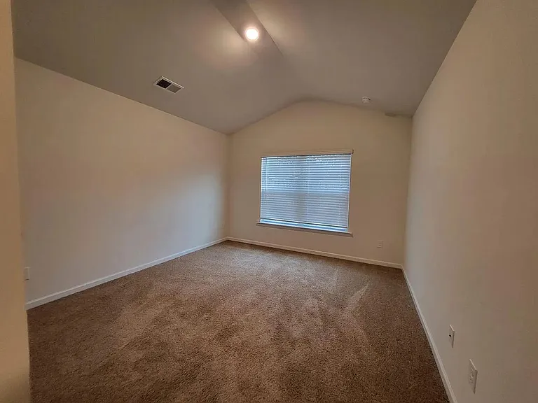 6103 Guildford Hill Ln — Photo 8
