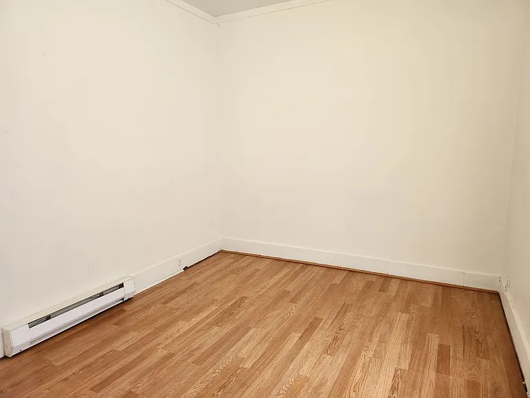 1155 Grant St — Photo 6
