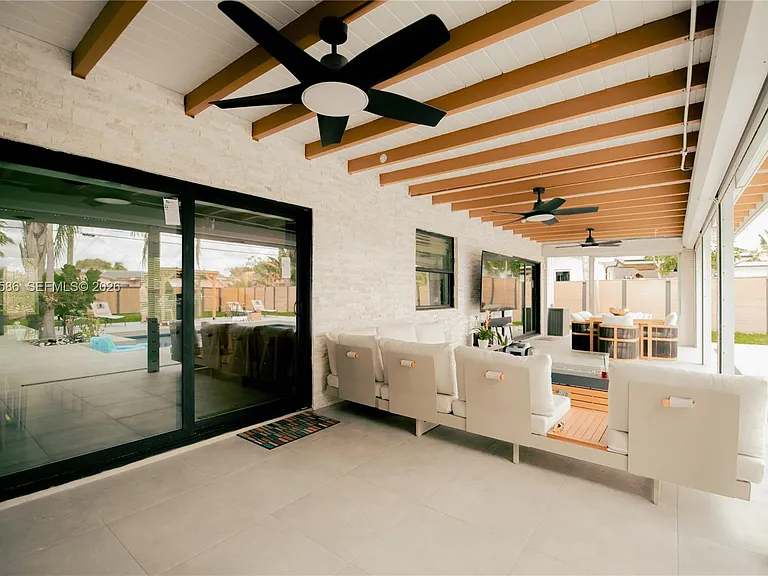 4209 Jefferson St — Photo 13