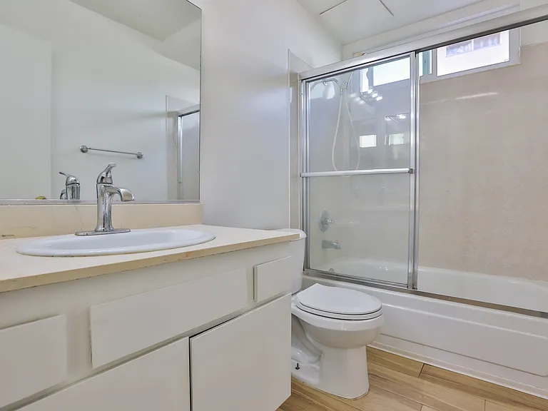 327 W Kelly Ave #B — Photo 18