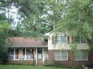 3903 Millwood Ln, Lilburn, GA 30047