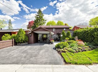 19 Lesterwood Cres, Toronto, ON M1P3L5